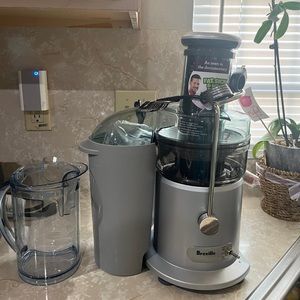 Breville JE98XL Juice Fountain Plus Centrifugal Juicer